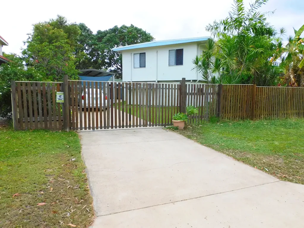 Convenient and compact flat in Cranbrook