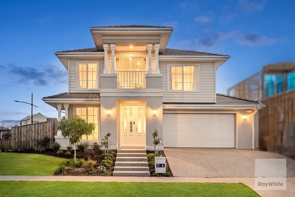 Deanside 5 Bedroom Proudly Presented by Ray White West Realty!