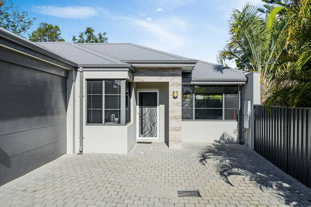 Spearwood 3غرفة نوم Modern, Low-Maintenance Living with NO Strata Fees!
