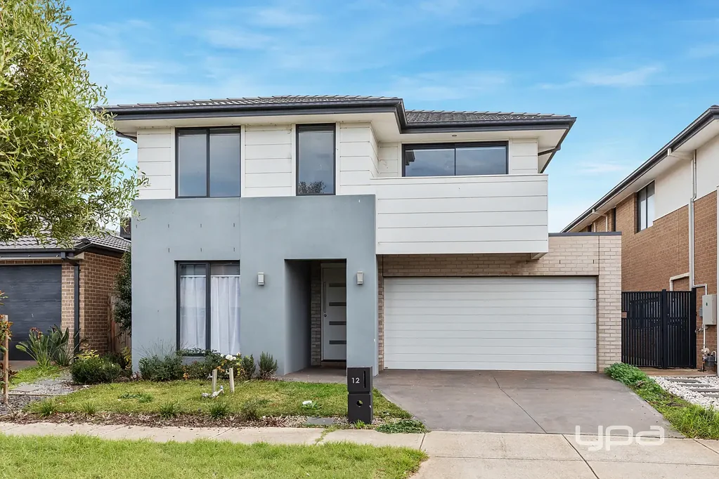 BEAUTIFUL FAMILY HOME