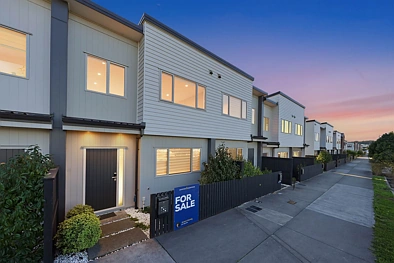 Hobsonville 3 Slaapkamer Must Sell! Exceptional Opportunity in Hobsonville!