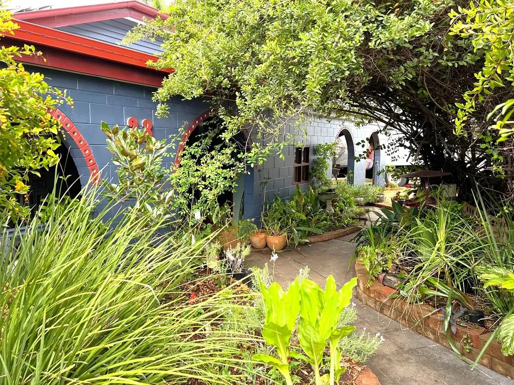 Kingaroy 4房  Moody Deco Elegance