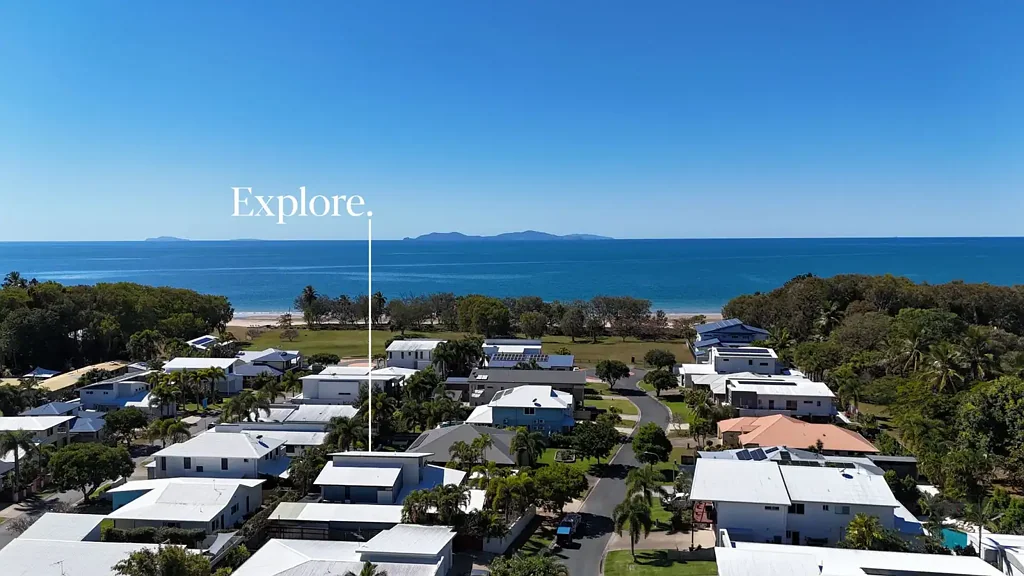 Blacks Beach 4房  Tropical Tranquillity in a Prime Beachside Location