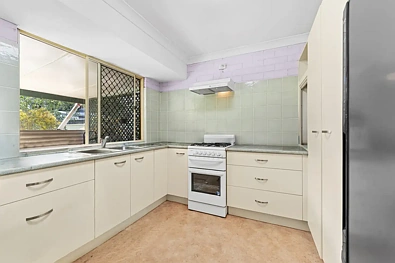10 Stamp Street, Deception Bay, QLD 4508, 3房, 2浴, House