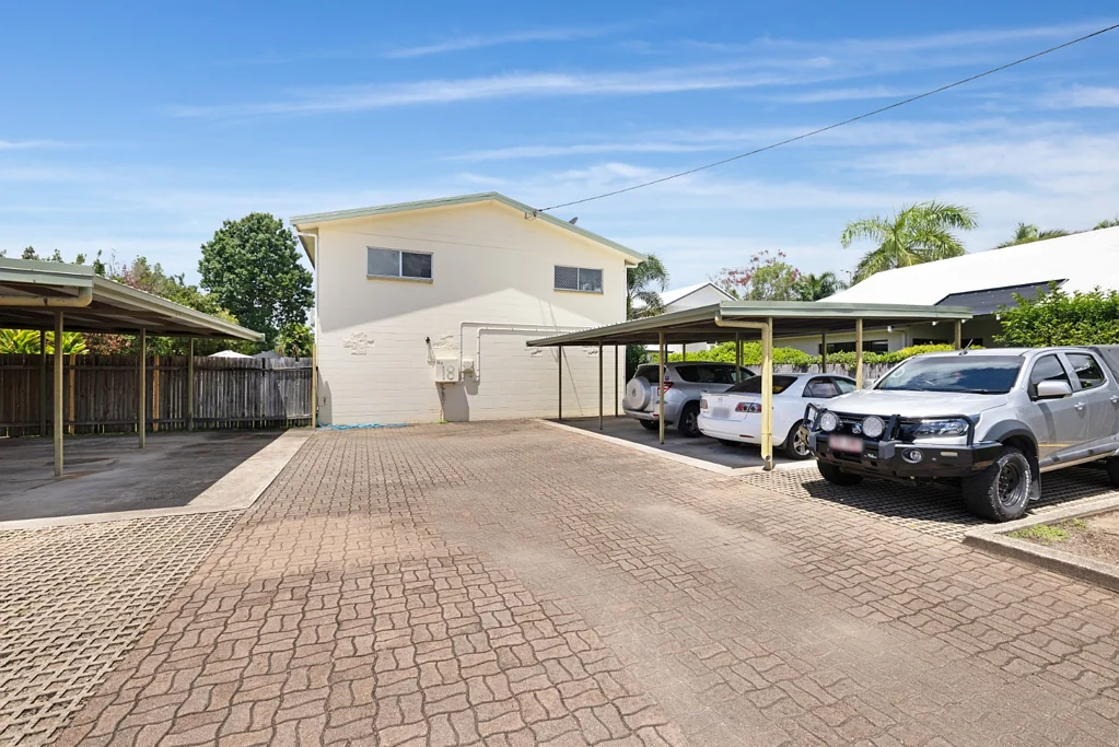 1/18 French Street, Pimlico, QLD 4812