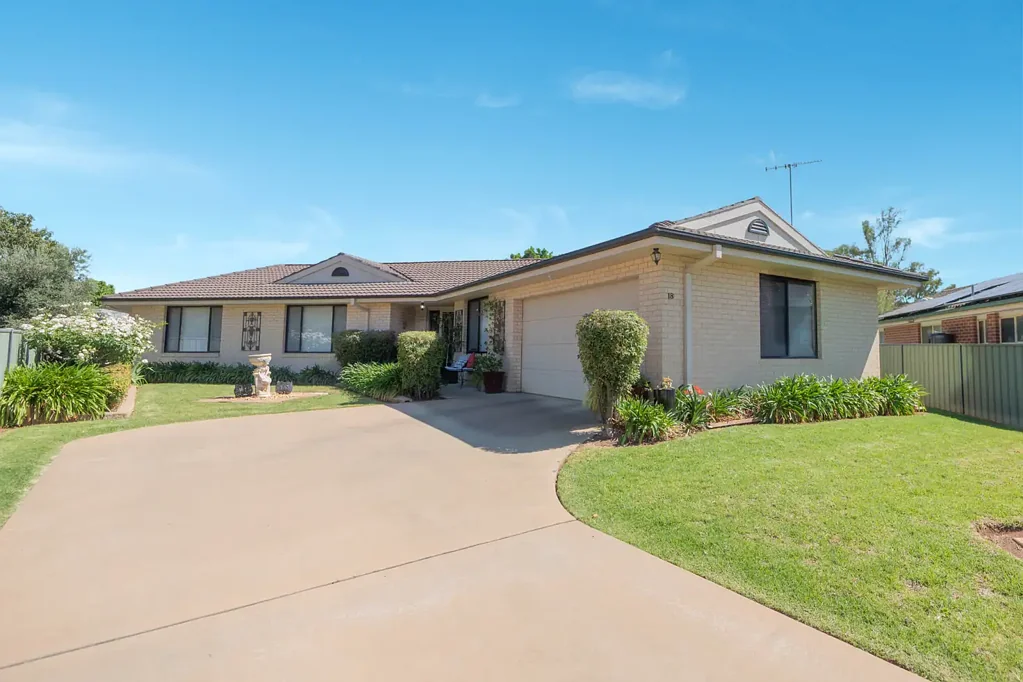 18 Jacaranda Street, Forbes, NSW 2871