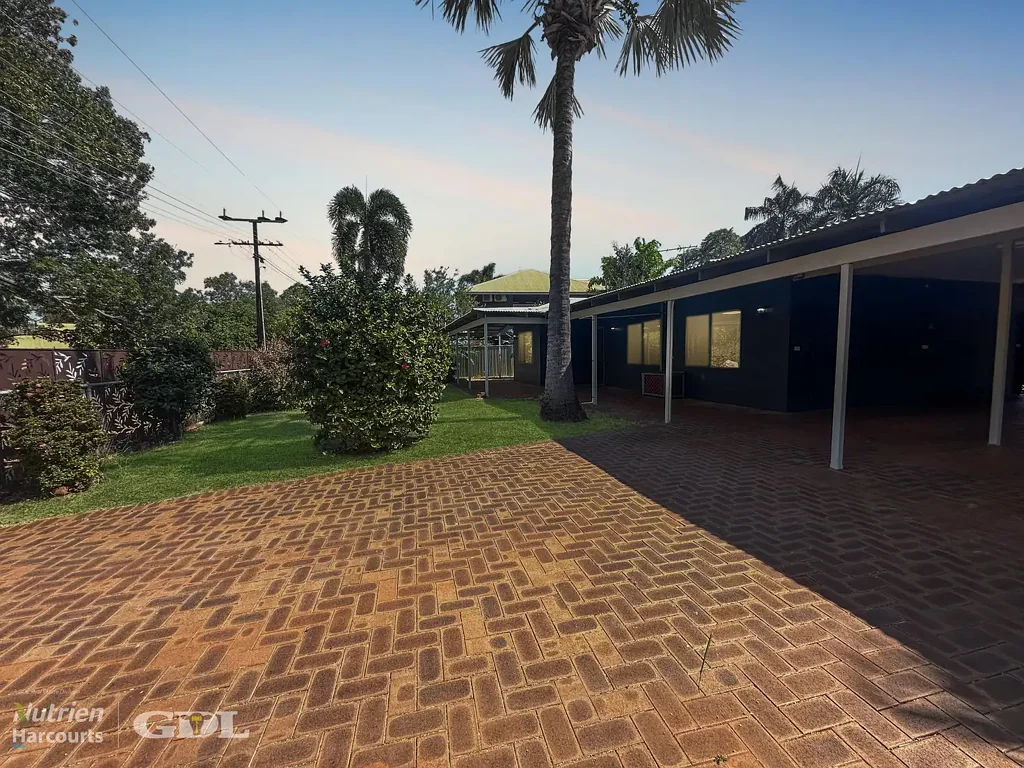 Katherine 4Moenga Investor's Dream - Non-Flood Zone | $900 p/w in Rent