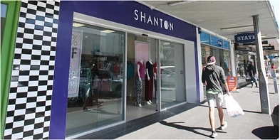 Shanton服装连锁店进入破产管理