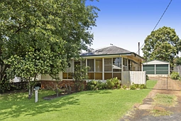 12 Sheehan Street, South Toowoomba