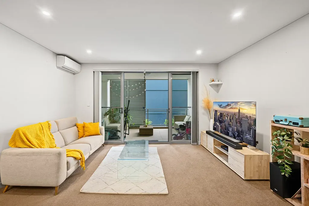 202/243 Canterbury Road, Canterbury, NSW 2193
