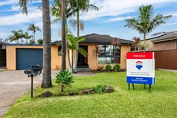 14 Windsor Road, Berkeley Vale
