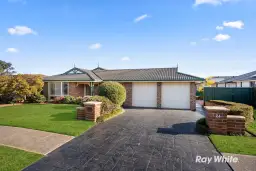 24 KASHMIR AVE, Quakers Hill