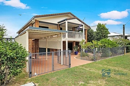 18 The Esplanade, Woodgate