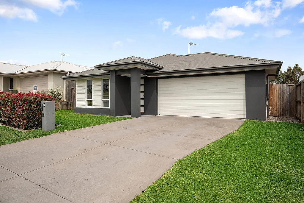 6 Mountain Street, Chisholm, NSW 2322