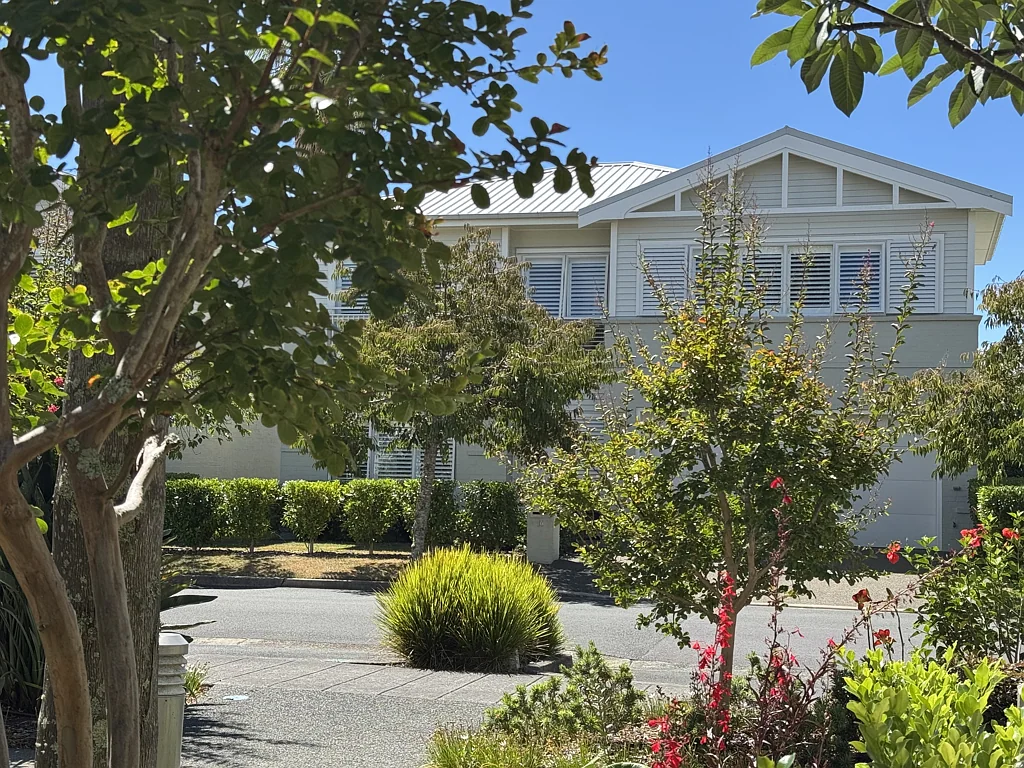 16 Kensington Drive, Orewa, Rodney, Auckland