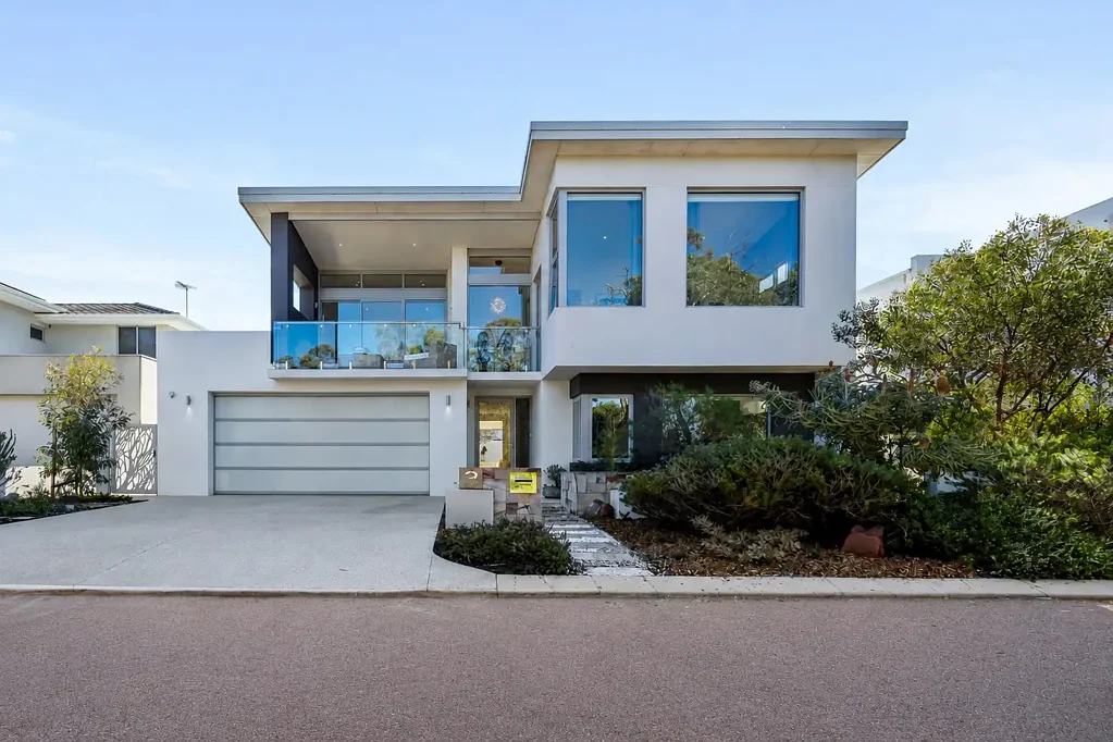 Swanbourne 4Kwarto Light-Filled Luxury with Leafy Bushland Views
