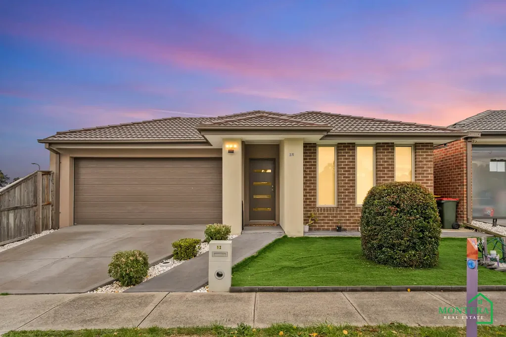 Epping 4غرفة نوم Modern Family Living in a Prime Epping Location