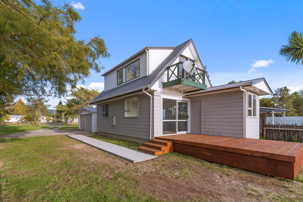 1 Willow Avenue, Hannahs Bay, Rotorua, 3 Bedrooms, 1 Bathrooms