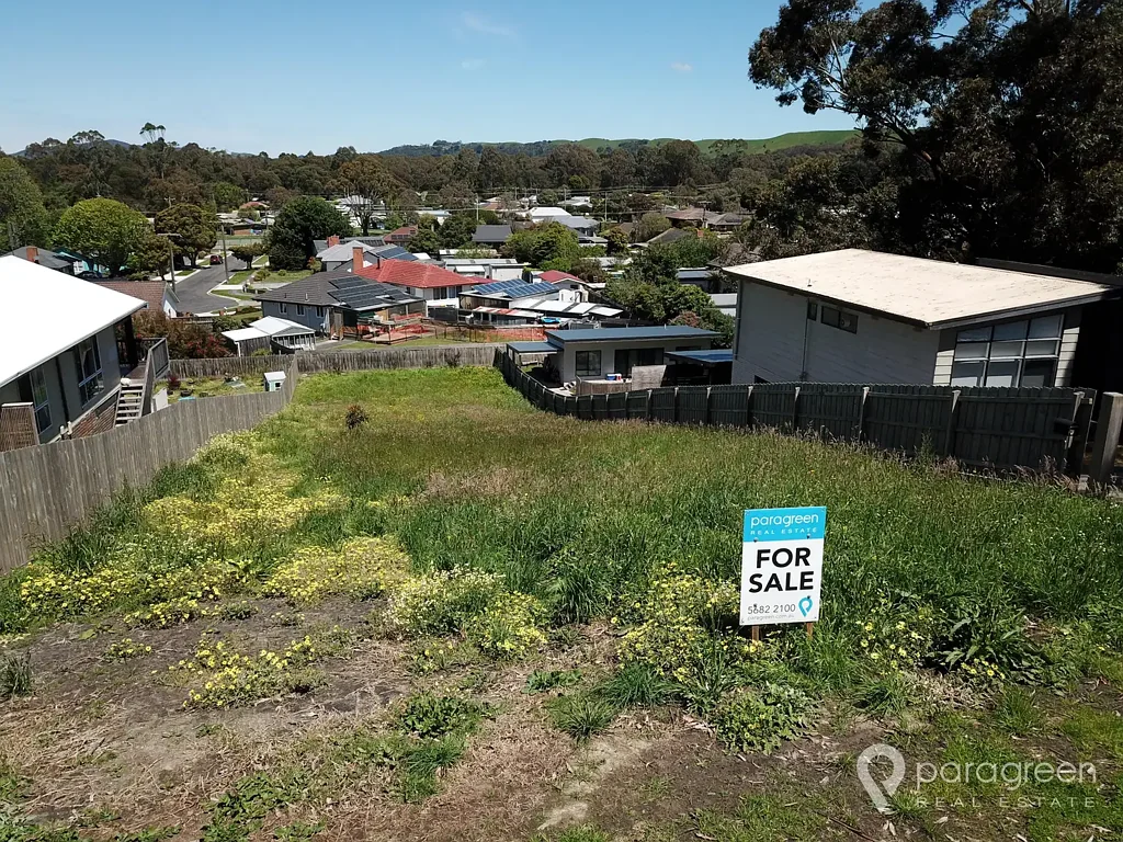 Foster BLOCK WITH VIEWS OVER TOWN