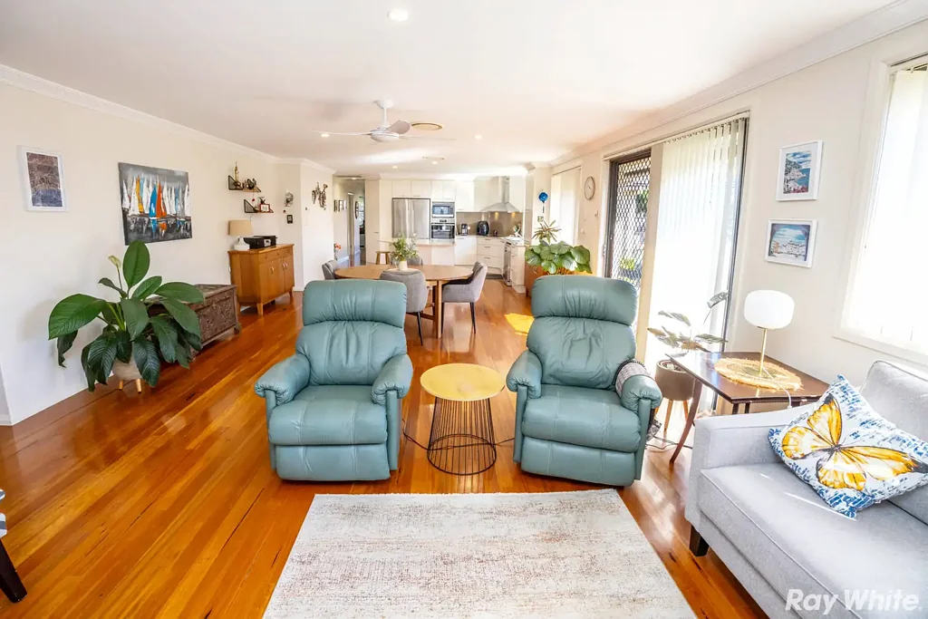 Tuncurry 4બેડરૂમ Spacious Home in Quiet Tuncurry Enclave