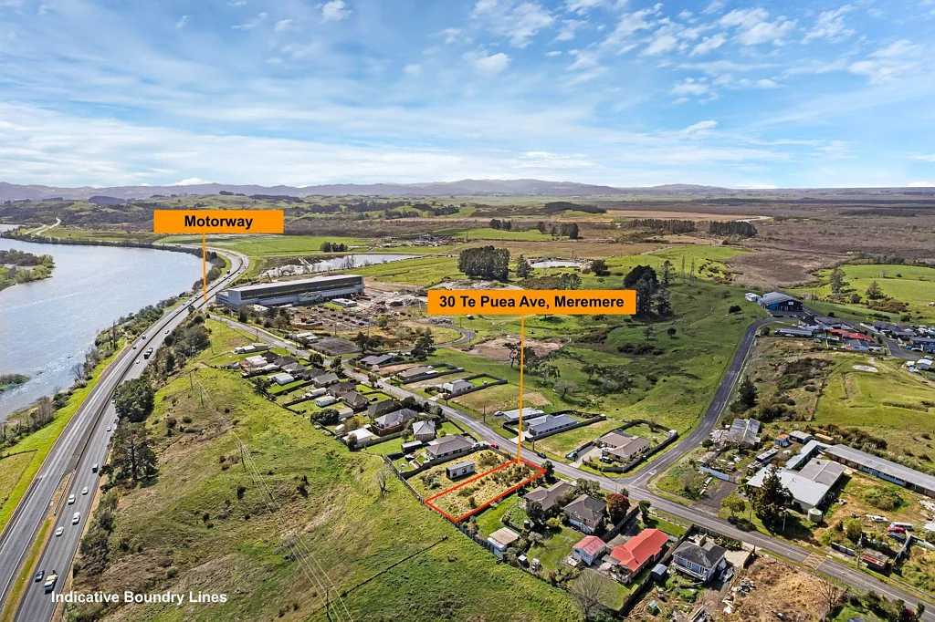 Meremere  886 square Meters Section - With Amazing Views