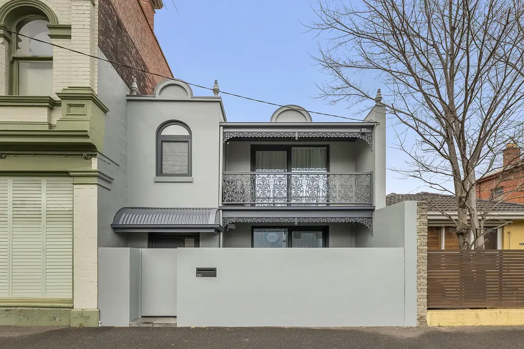 Refined South Melbourne Living