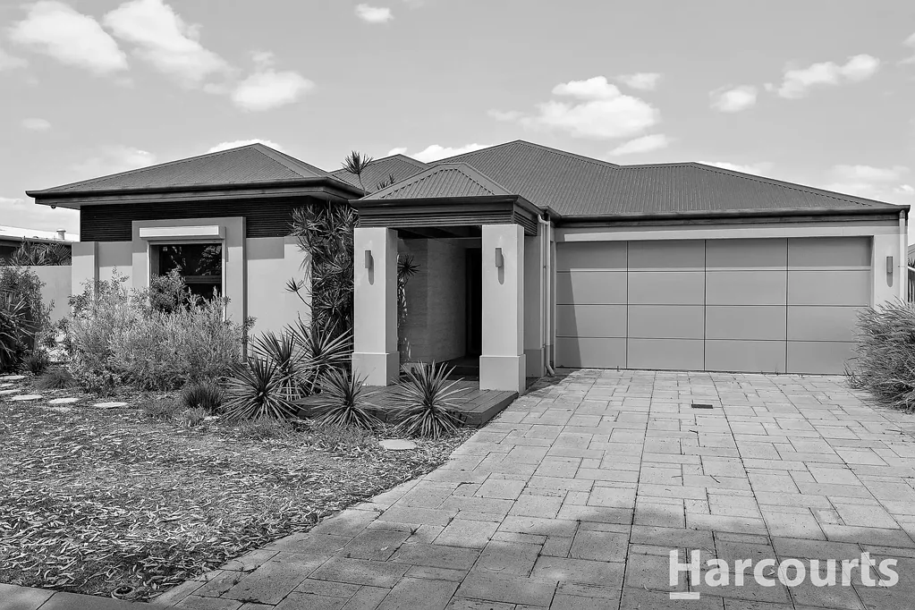 14 Cobaki Brace, Lakelands, WA 6180