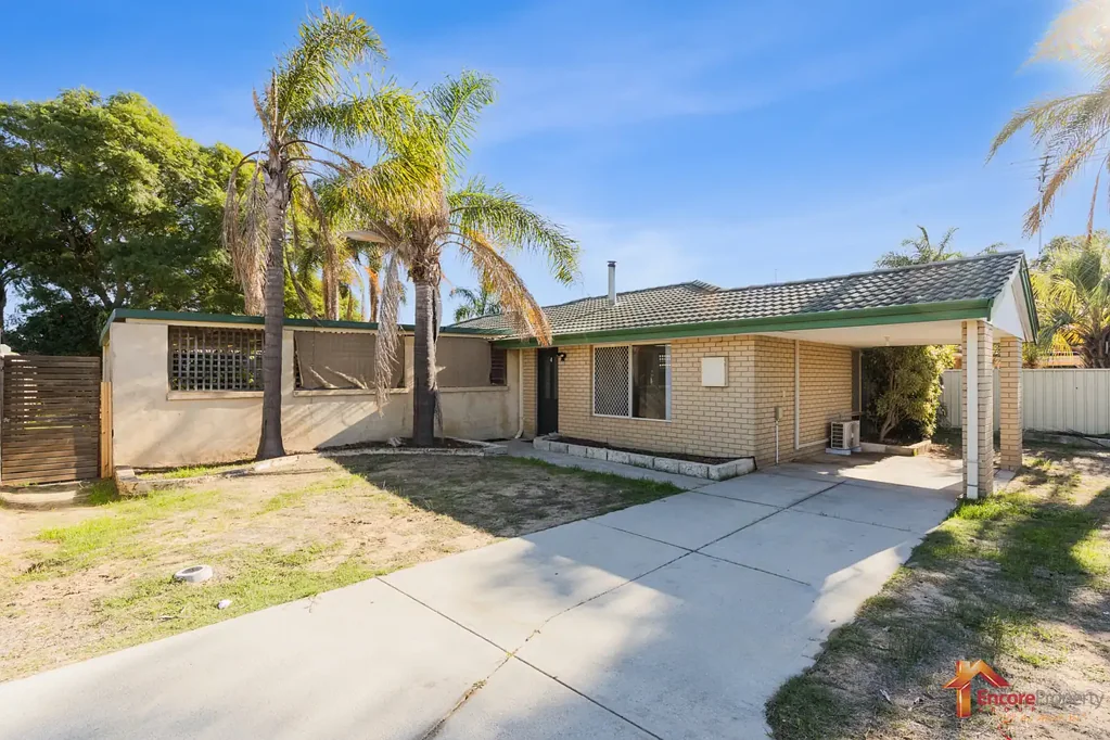 Greenfields 4Kwarto 4 x 2 OPPORTUNITY IN GREENFIELDS LARGE BLOCK FIRST HOME OR INVESTMENT