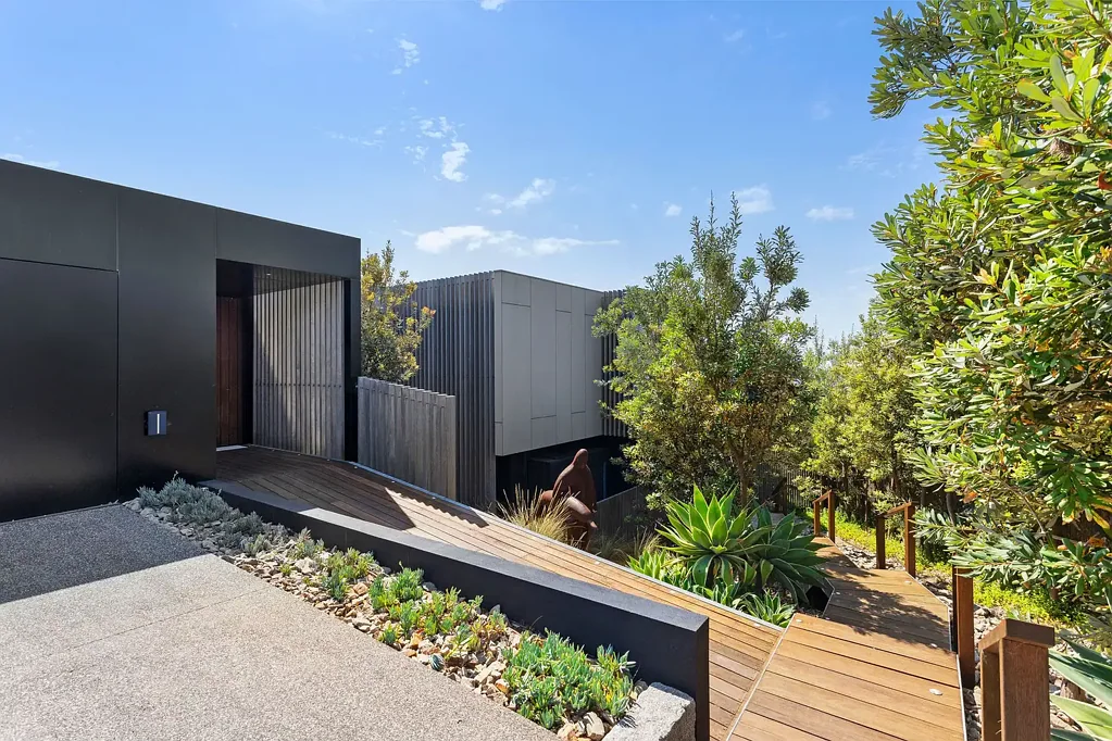 1 Shearwater Drive, Mount Martha, VIC 3934