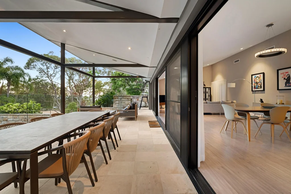 Ingleside 5Moenga Superbly designed trophy acreage estate with superb equine facilities and dreamy leafy filtered ocean vistas
