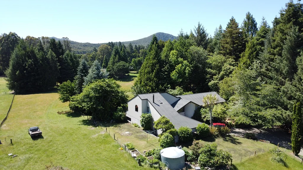 Kinloch Make the Move to Kinloch
