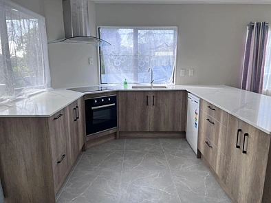 Convenient, practical and recently renovated！