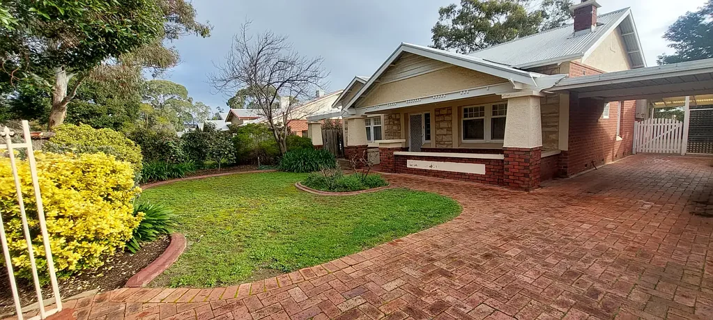 Californian Bungalow, Great Location