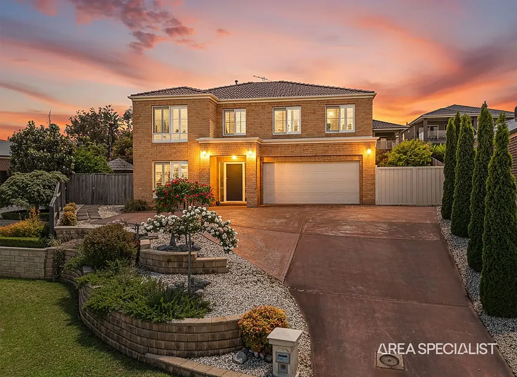 Berwick 4ห้องนอน The Brief: A Grand Family Haven in the Prestigious Bellbird Estate