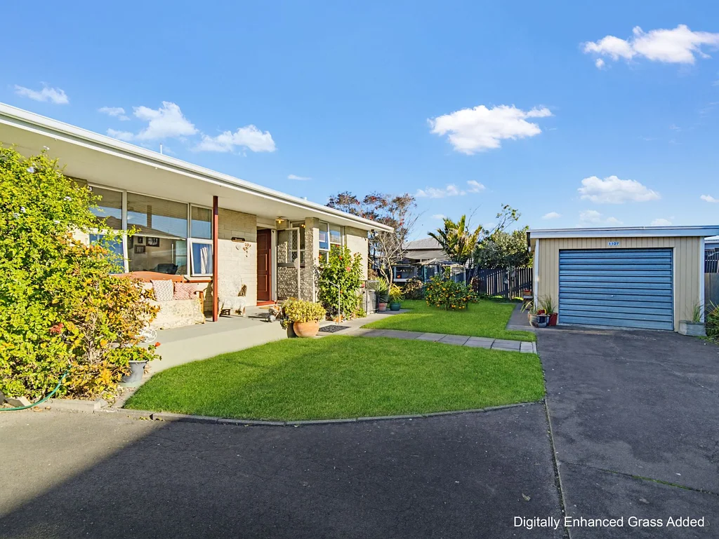 Parkvale 2 Bedroom Private, Sunny & Surprisingly Spacious