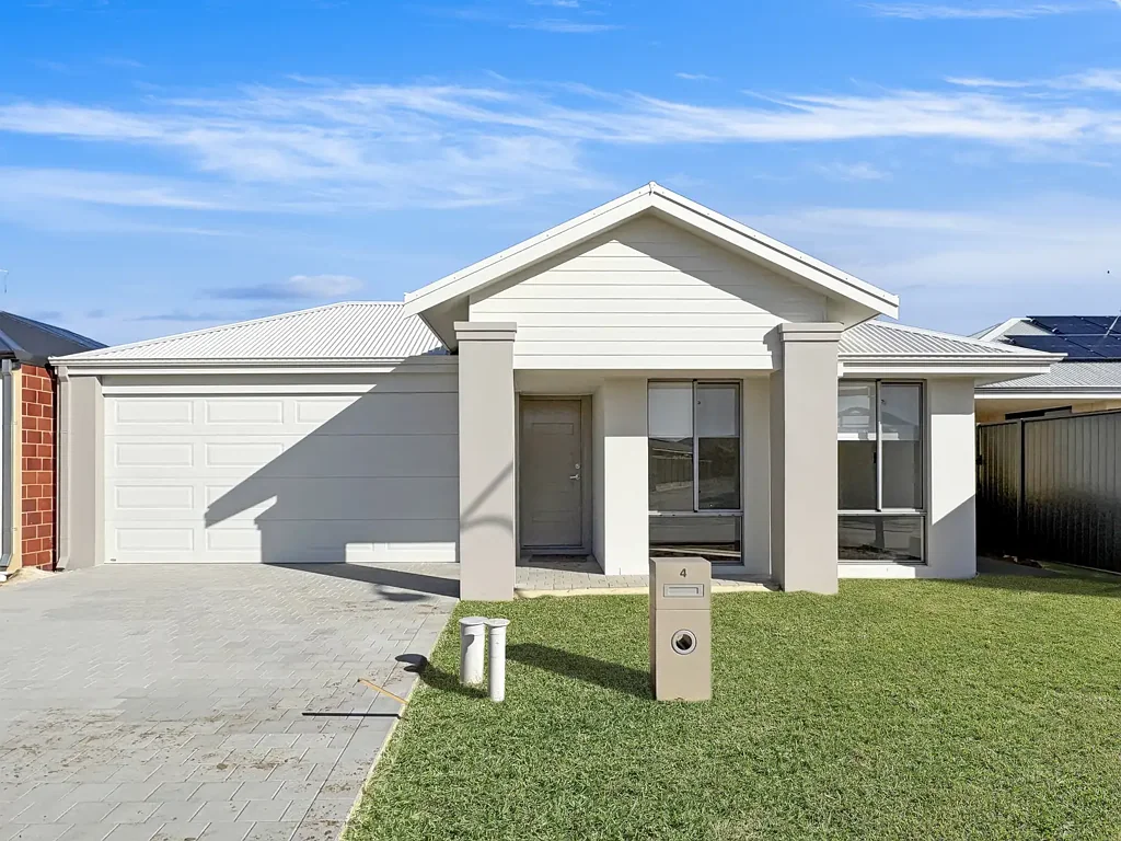 Brand New !! Gorgeous 4 x 2 Family Home with Theatre. Be Quick !!
