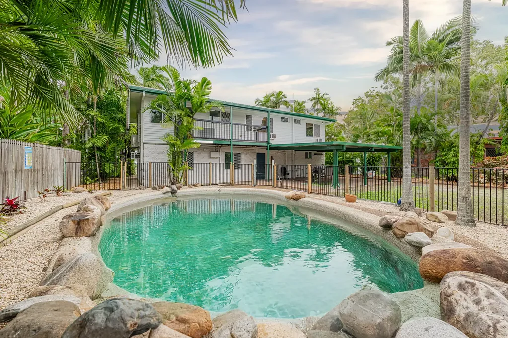 4 Lutana Court, Cranbrook, QLD 4814