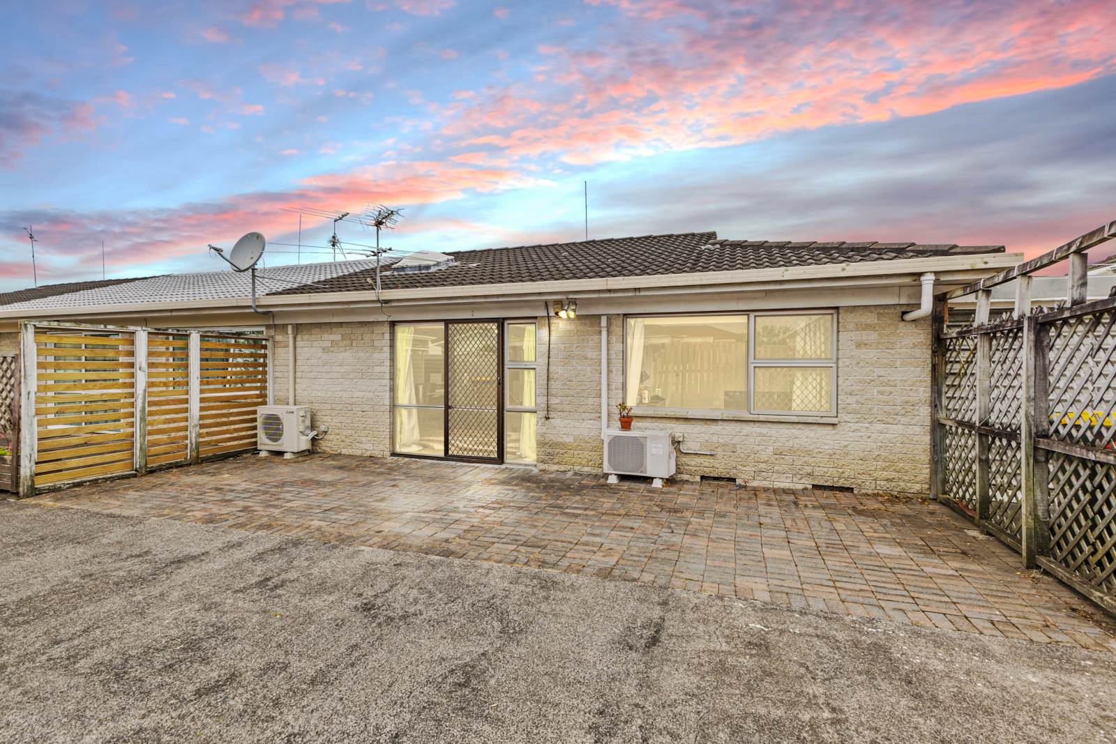 2/76 Kenderdine Road, Papatoetoe, Auckland - Manukau, 2 غرف, 1 حمامات, House