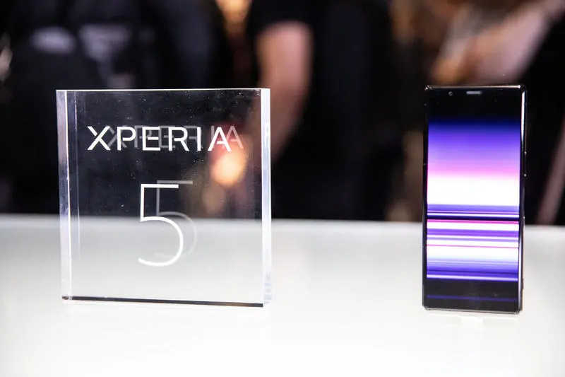 不追5G、配置平淡，索尼Xperia 5低调上市