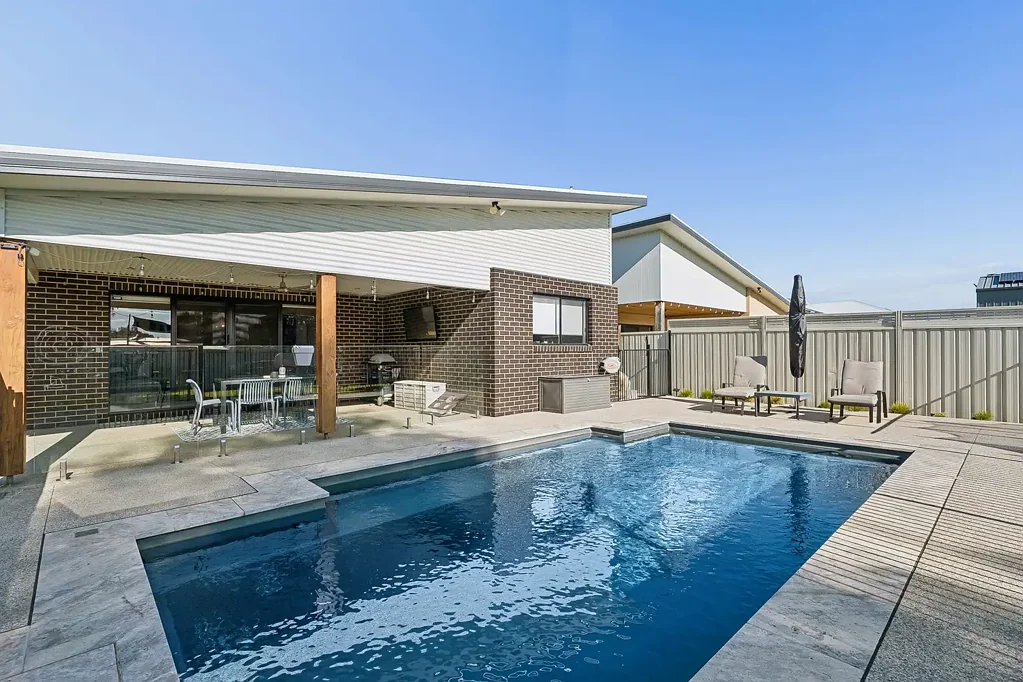 Yarrawonga 4 Slaapkamer Perfect Family Living with Pool, Park Access & an Unbeatable Location