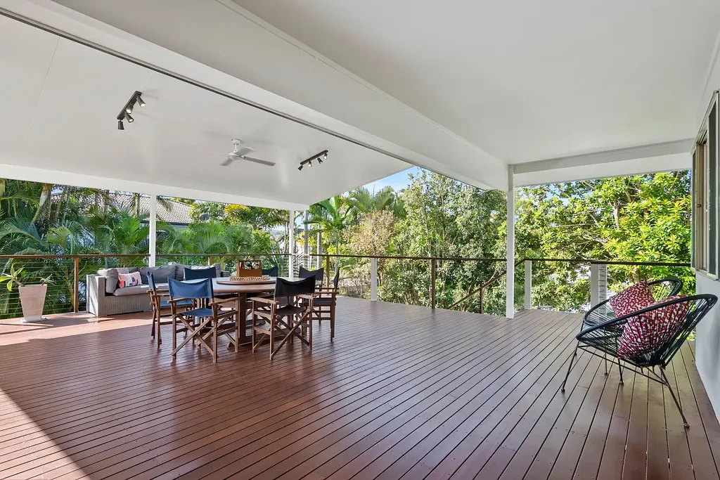 Noosa Heads 4 Bedroom Family-Sized Entertainer will Delight - Noosa Heads