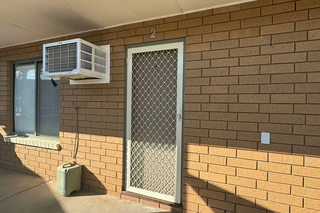 1-bedroom unit with internet, electricity and water included!