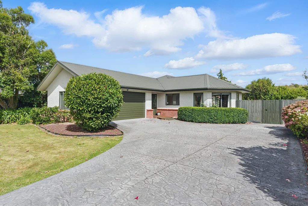 Highbury 4房  PRICE REDUCED - Vendor wants to see all offers!