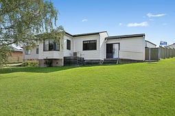 77 Musket Parade, Lithgow