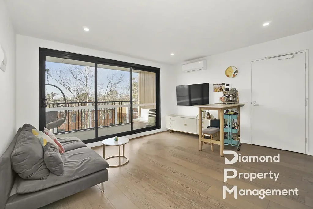 Modern 2-Bedroom Apartment in Malvern East