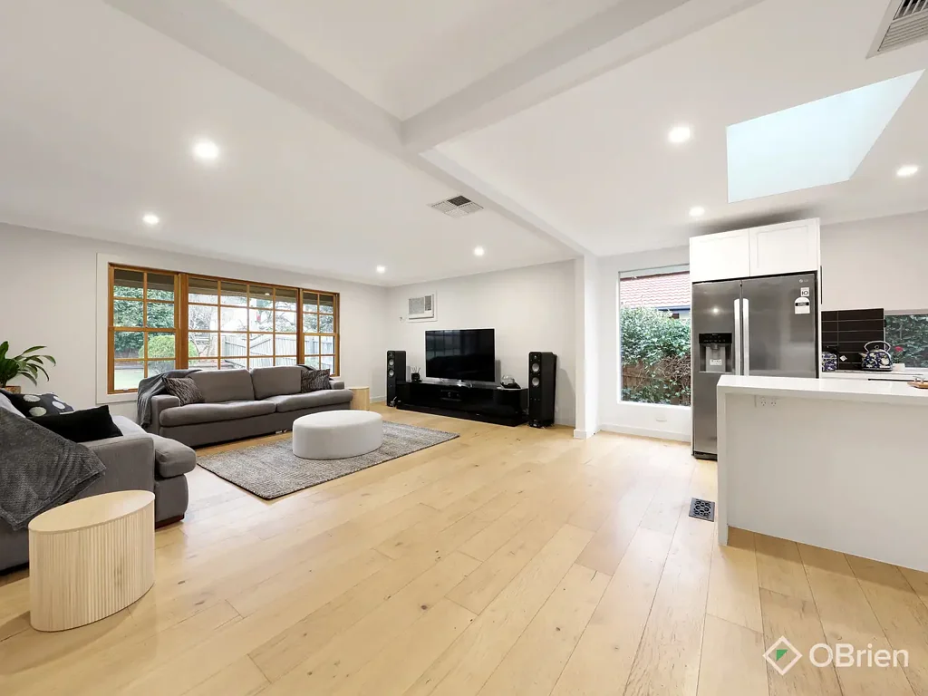 Oakleigh South 3ਬੈੱਡਰੂਮ A Refined, Single-Level Family Sanctuary