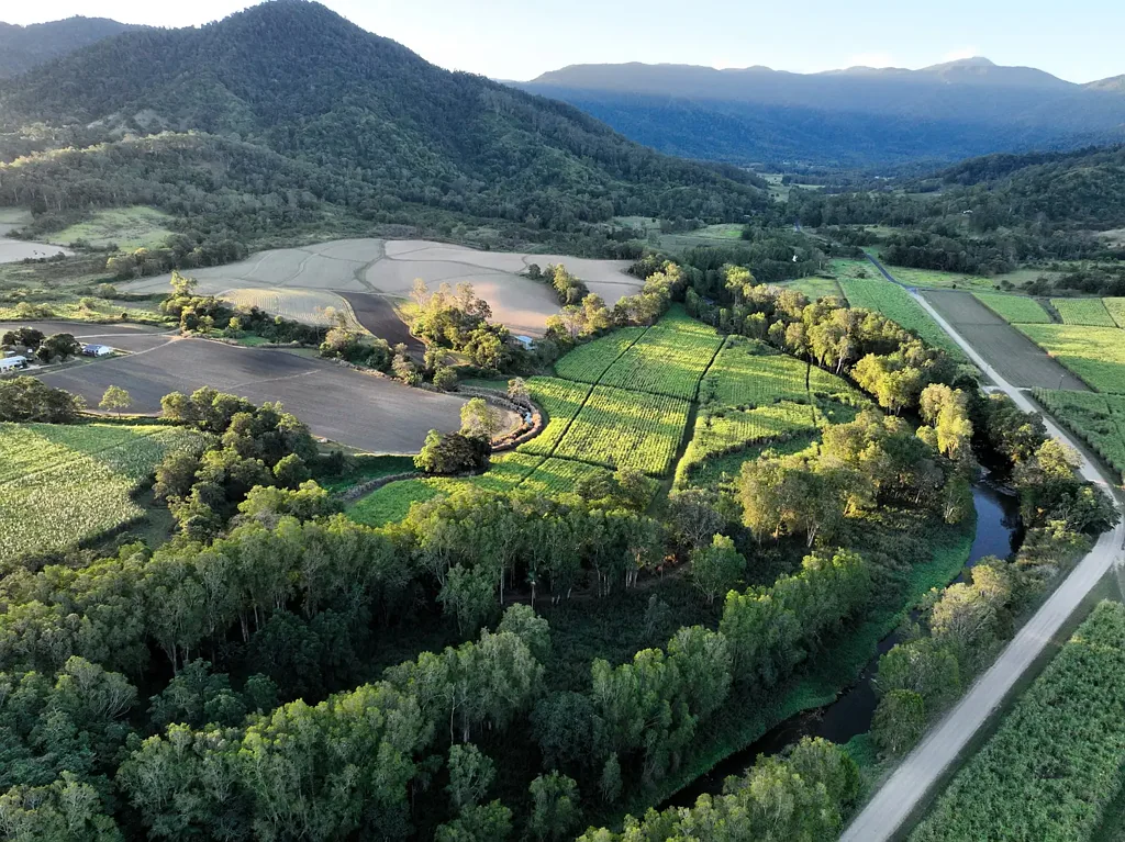 Finch Hatton Pioneer Valley Lifestyle Block