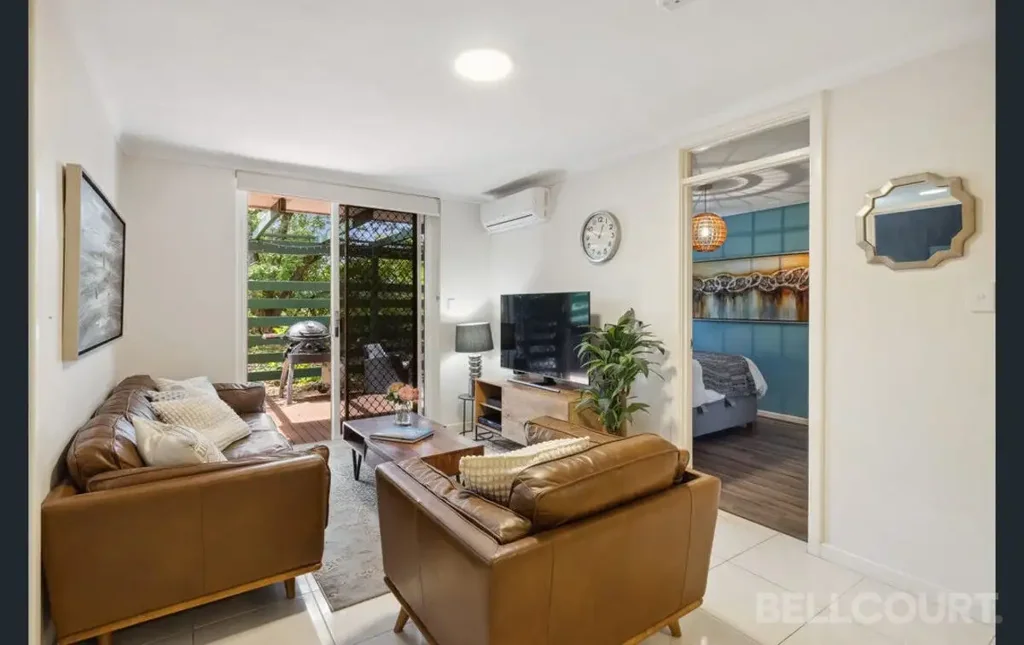 Partly Furnished Modern Flat in Sought-After Mount Lawley!