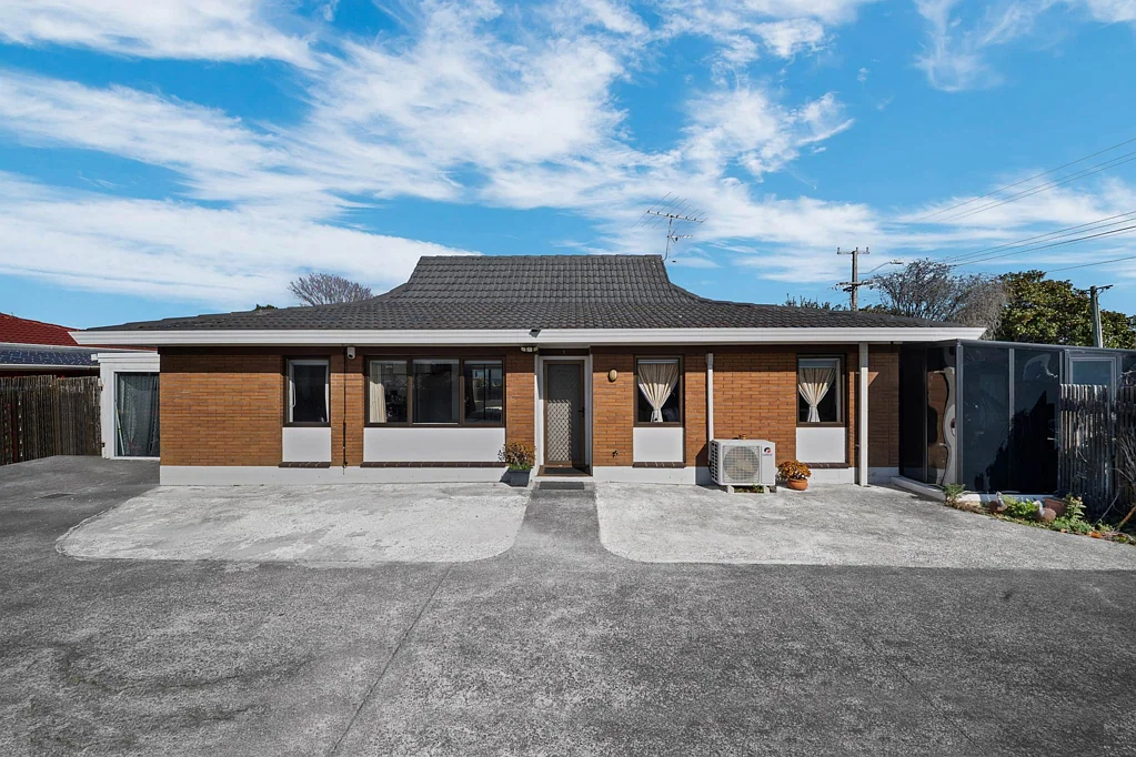 Papatoetoe 3कमरा Beautiful Brick & Tile Beauty in Prime Location
