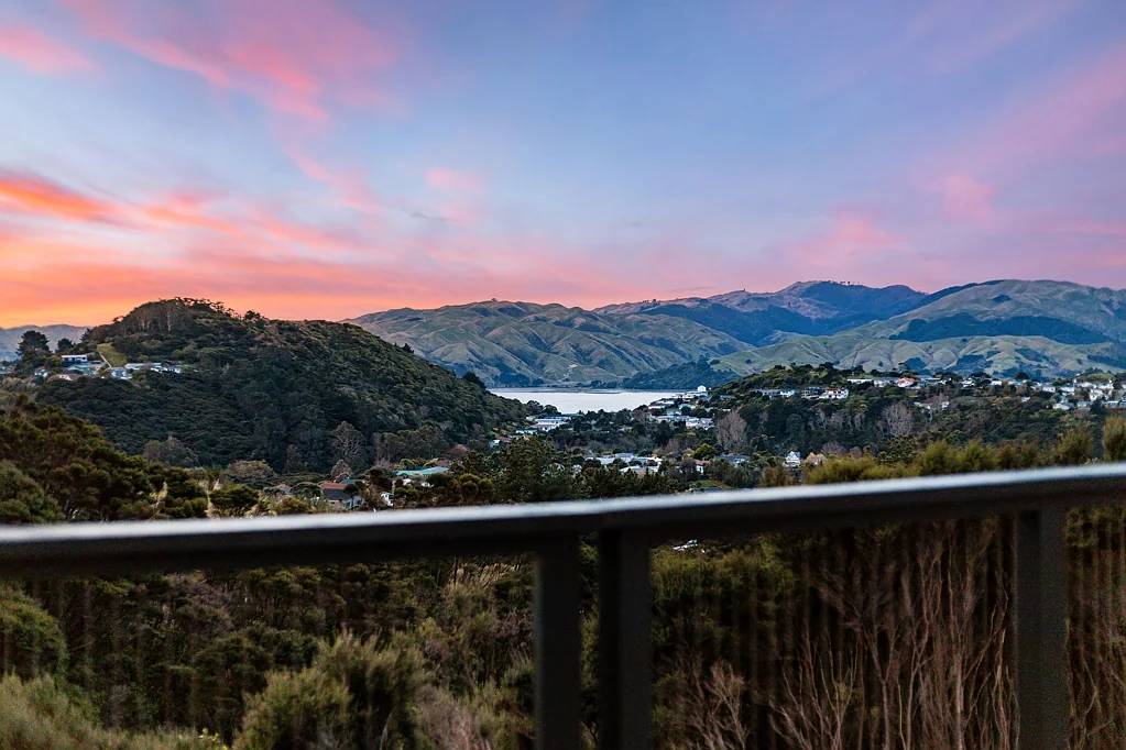 Whitby 4房  Auction Countdown - Don't Miss This Elevated Gem!